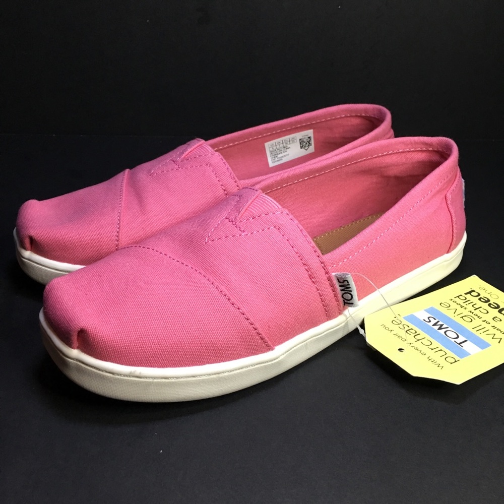 Toms size youth 4